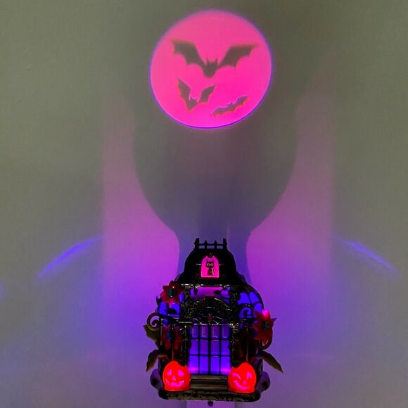 Bath and Body Works Haunted Conservatory Wallflower Projector Halloween 2021 - Picture 2 of 5